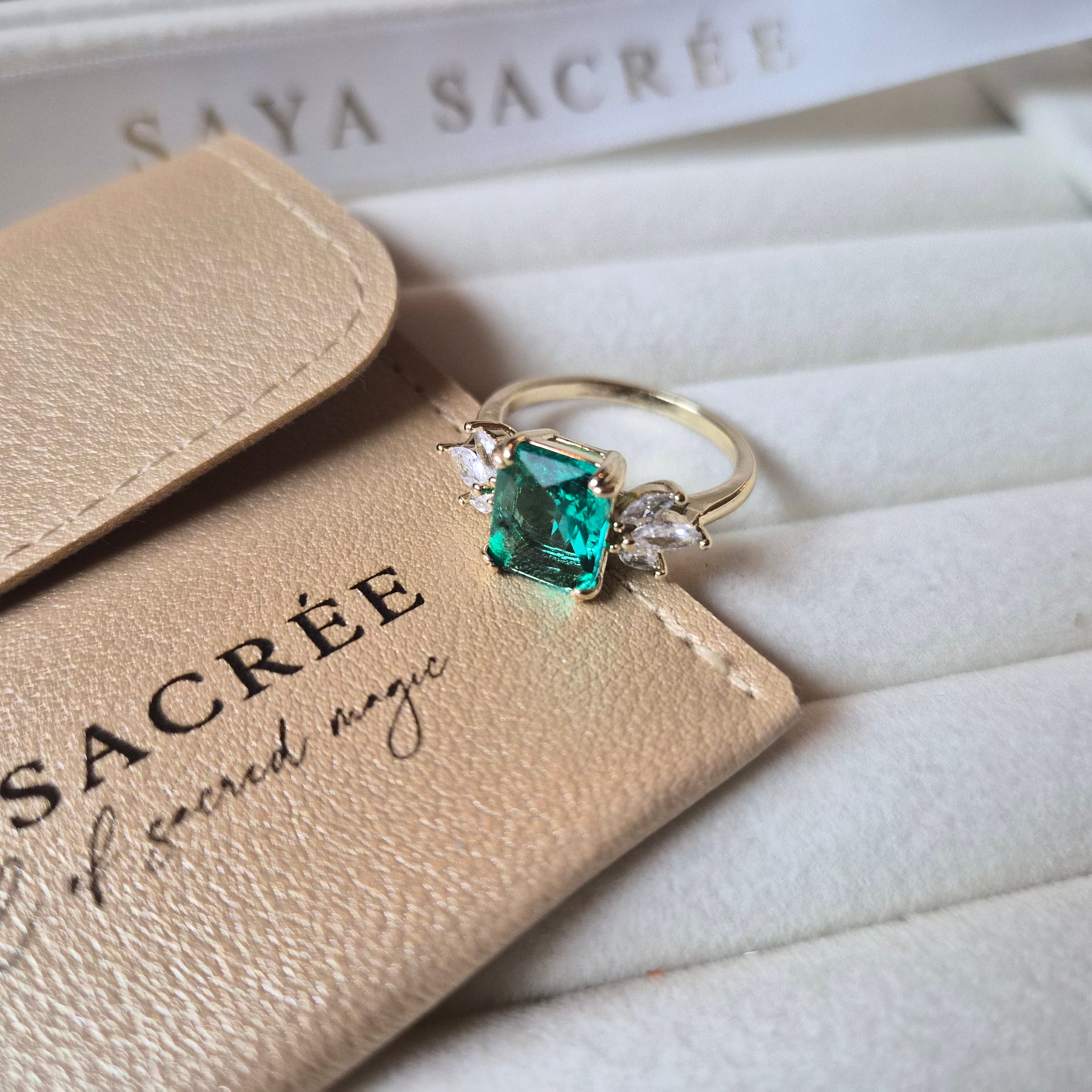 Emerald Grace Ring