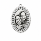 Heirloom Oval Pendant | ○