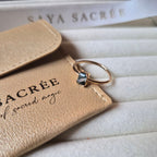 Émeraude Essence Ring